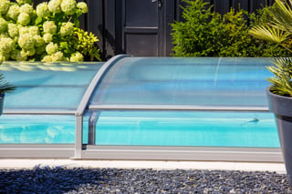 Pool enclosure system